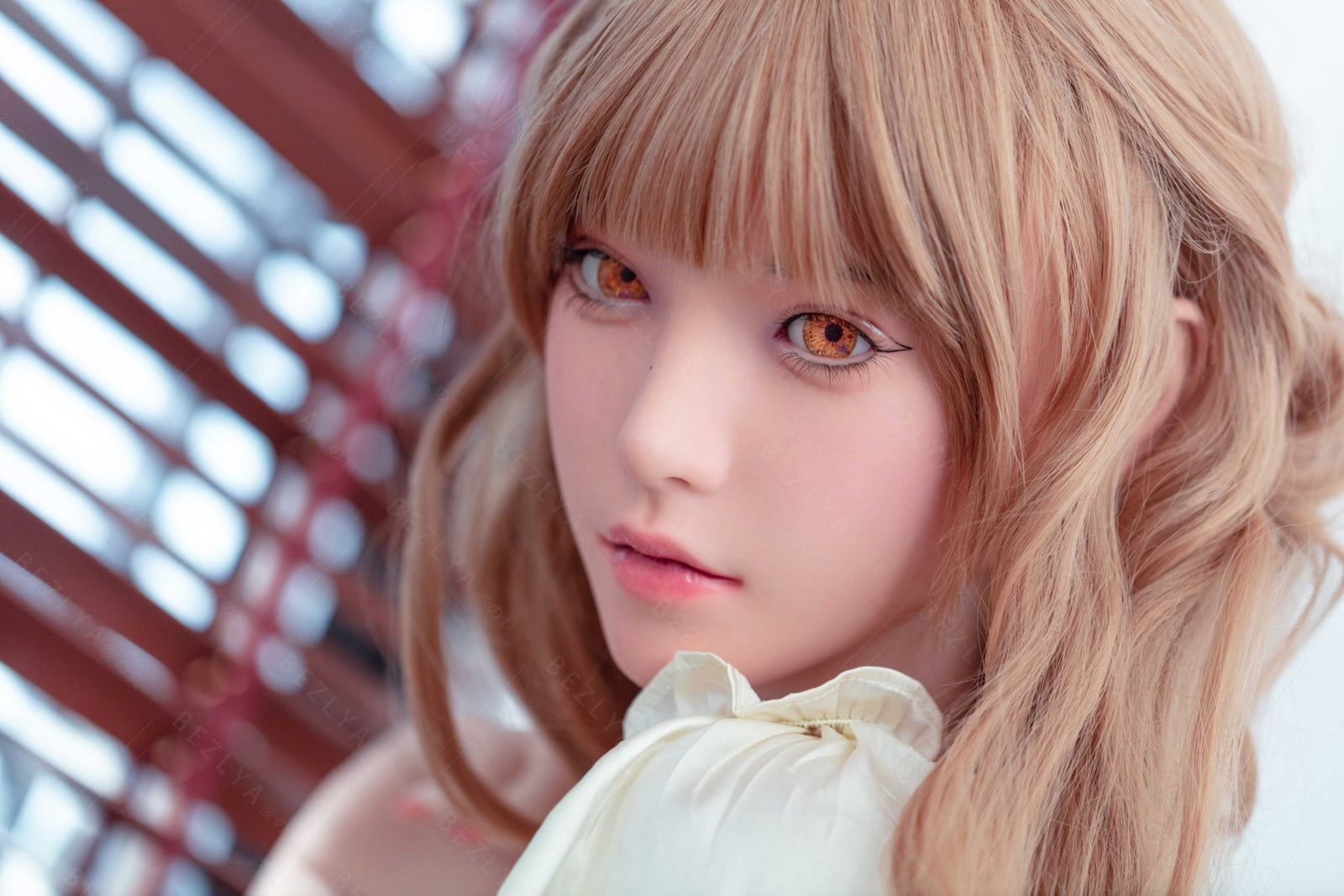 Iris sekso lėlė (Bezlya Doll 160 cm C puodelis 2.1 silikoninis)