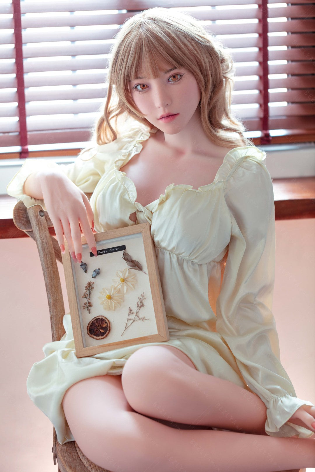 Iris sekso lėlė (Bezlya Doll 160 cm C puodelis 2.1 silikoninis)