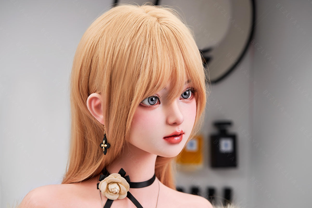 Sekso lėlė Convallaria (Bezlya Doll 158 cm E-puodelis 2.1 silikoninis)