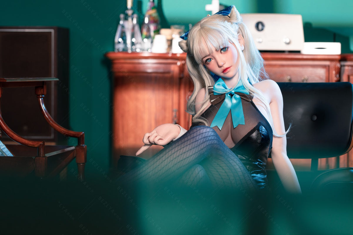 Sekso lėlė Oleander (Bezlya Doll 155 cm E-puodelis 2,2CF silikonas)