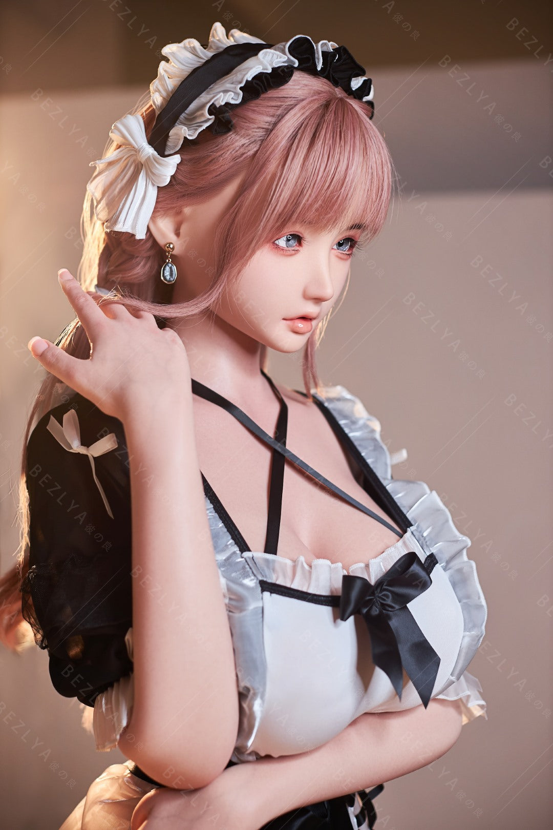 Vanilinė sekso lėlė (Bezlya Doll 155 cm H-puodelis 2,1 silikonas)