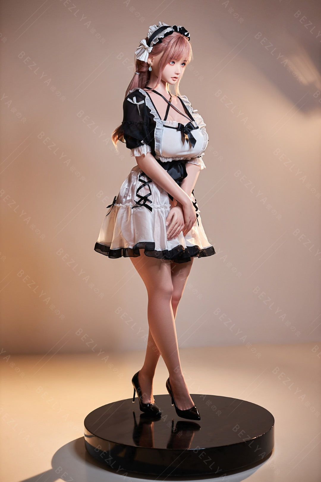 Vanilinė sekso lėlė (Bezlya Doll 155 cm H-puodelis 2,1 silikonas)