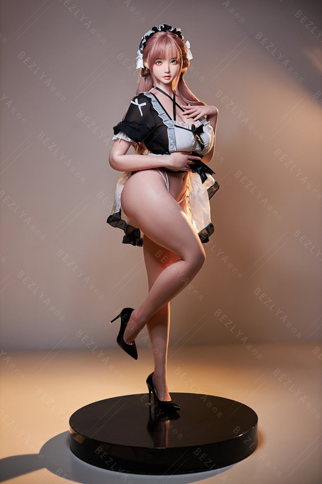 Vanilinė sekso lėlė (Bezlya Doll 155 cm H-puodelis 2,1 silikonas)