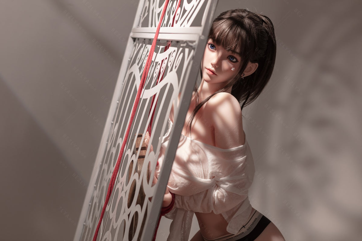Sekso lėlė Cyrtenthera (Bezlya Doll 155 cm F puodelis 2.0 TPE + silikonas)