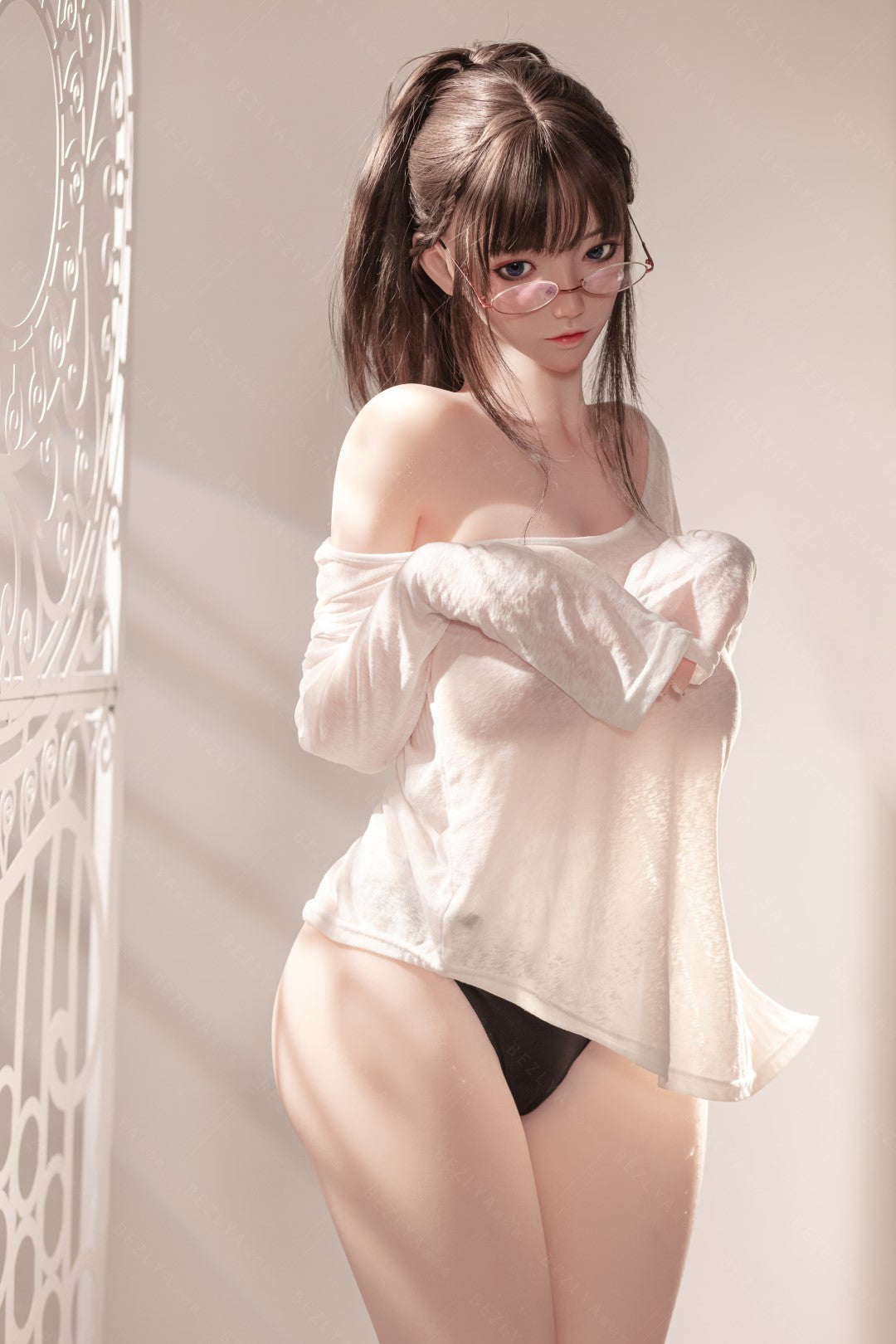 Sekso lėlė Cyrtenthera (Bezlya Doll 155 cm F puodelis 2.0 TPE + silikonas)