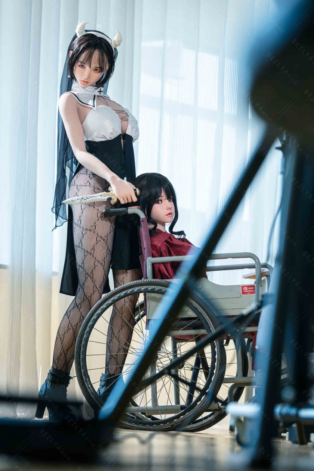 Vanilinė sekso lėlė (Bezlya Doll 155 cm E-puodelis 2,2CF silikonas)