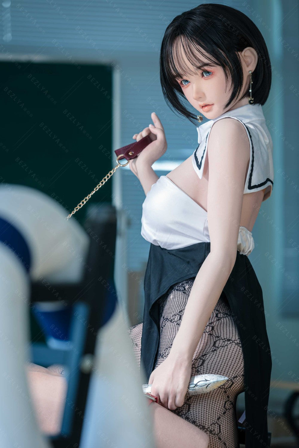 Vanilinė sekso lėlė (Bezlya Doll 155 cm E-puodelis 2,2CF silikonas)