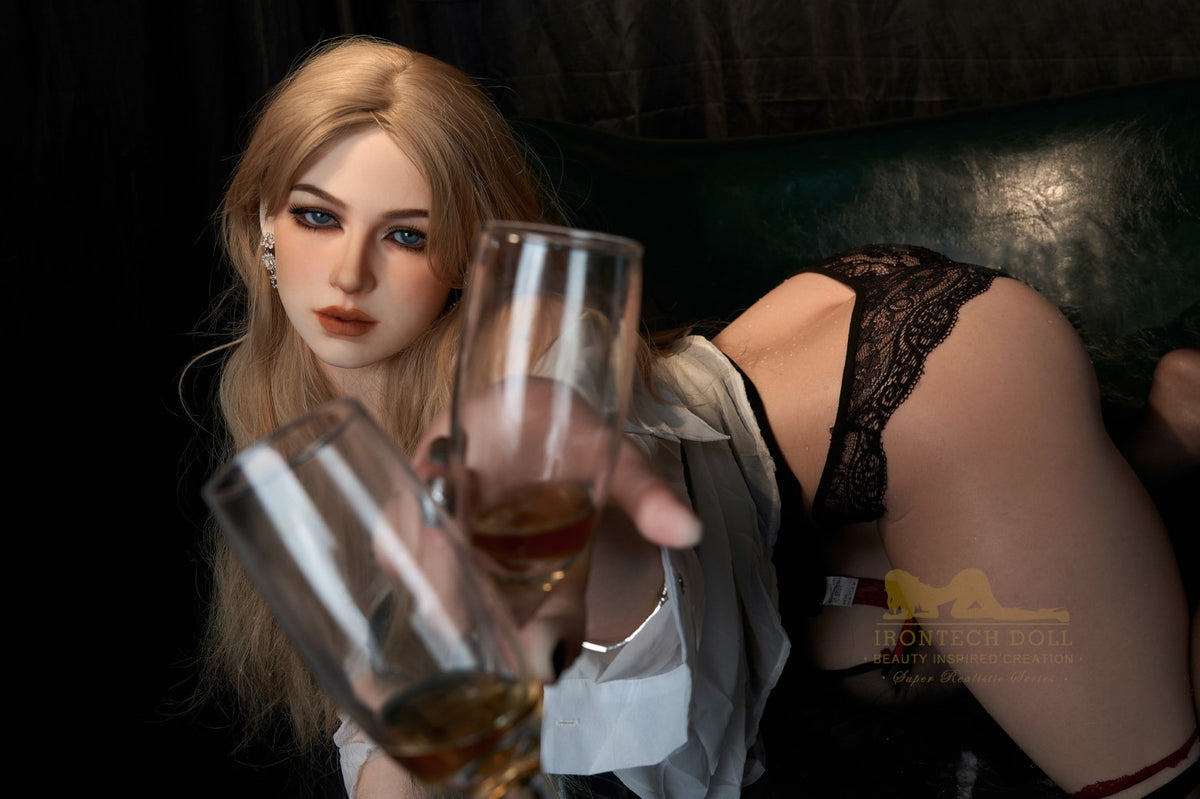 Flora Sex Doll (Irontech Doll 164 cm E-puodelis S38 silikoninis)