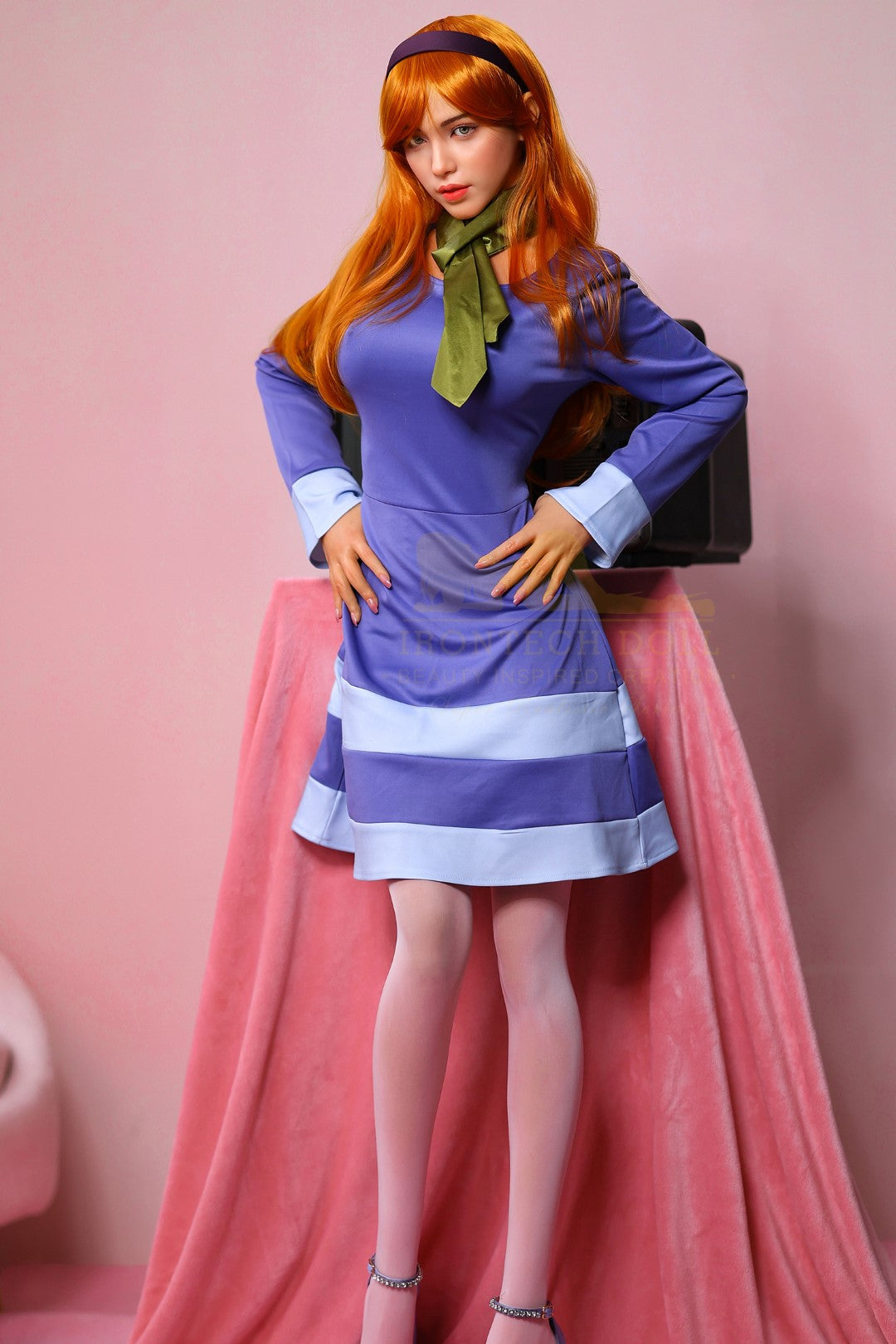 Sekso lėlė Daphne (Irontech Doll 167 cm E-puodelis S42 silikoninis)