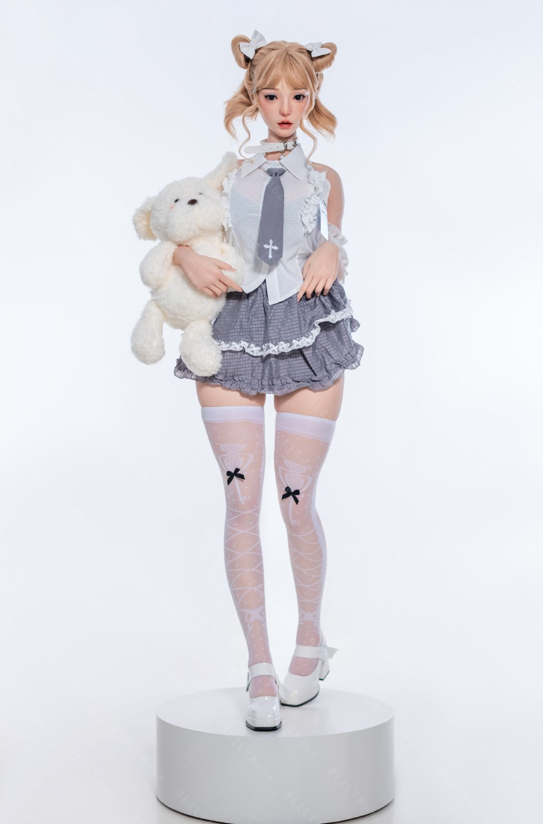 Sekso lėlė Albizia (Bezlya Doll 155 cm E-puodelis 2,2CF silikonas)