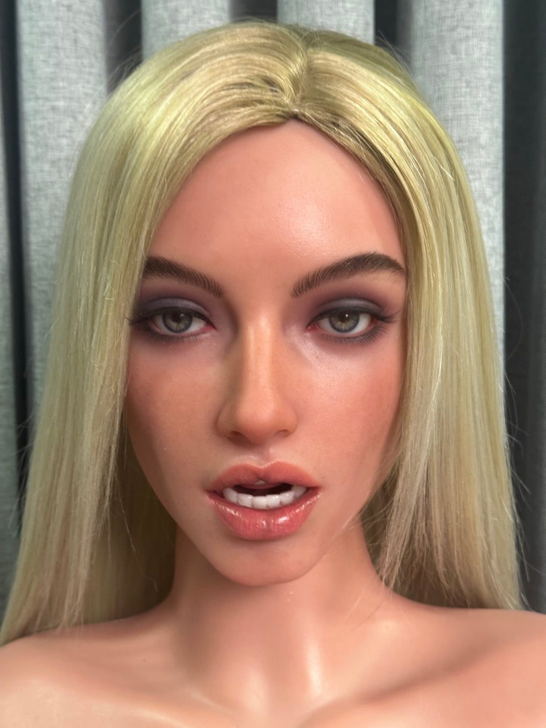 Blake Sex Doll (Zelex 160 cm J-Kupa ZXE216-2 SLE silikonas)