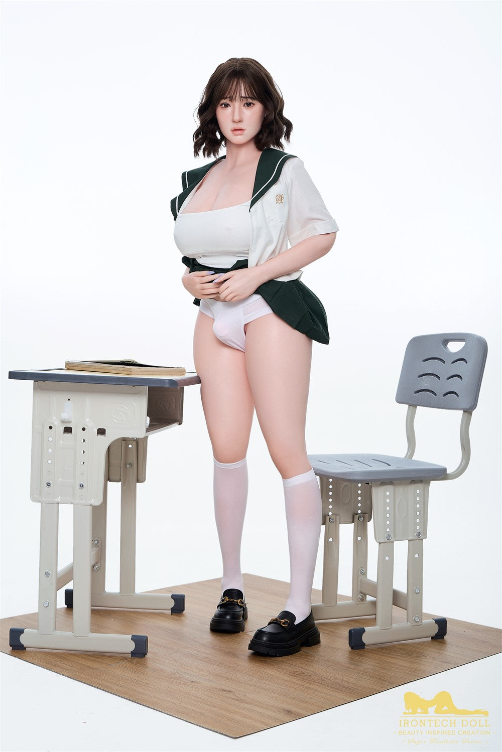 Betty Shemale sekso lėlė (Irontech Doll 162 cm J-Kupa S7 silikonas)