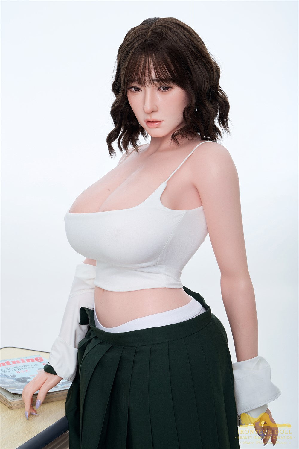 Betty Shemale sekso lėlė (Irontech Doll 162 cm J-Kupa S7 silikonas)