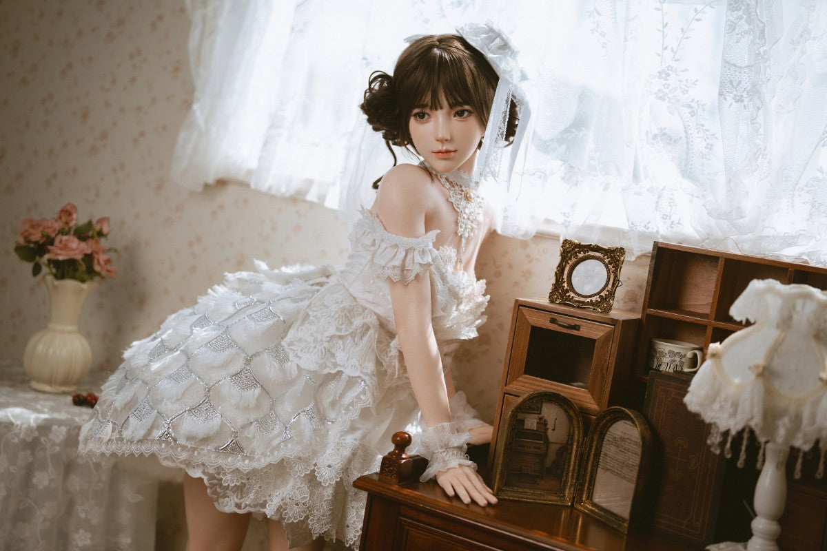 Sekso lėlė „Lolita“ (Jiusheng 156 cm B-Cup #109 silikonas)
