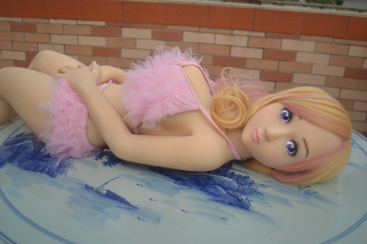 Mila Sex Doll (WM-Doll Classic Mini 100 cm D-Cup #101 TPE)