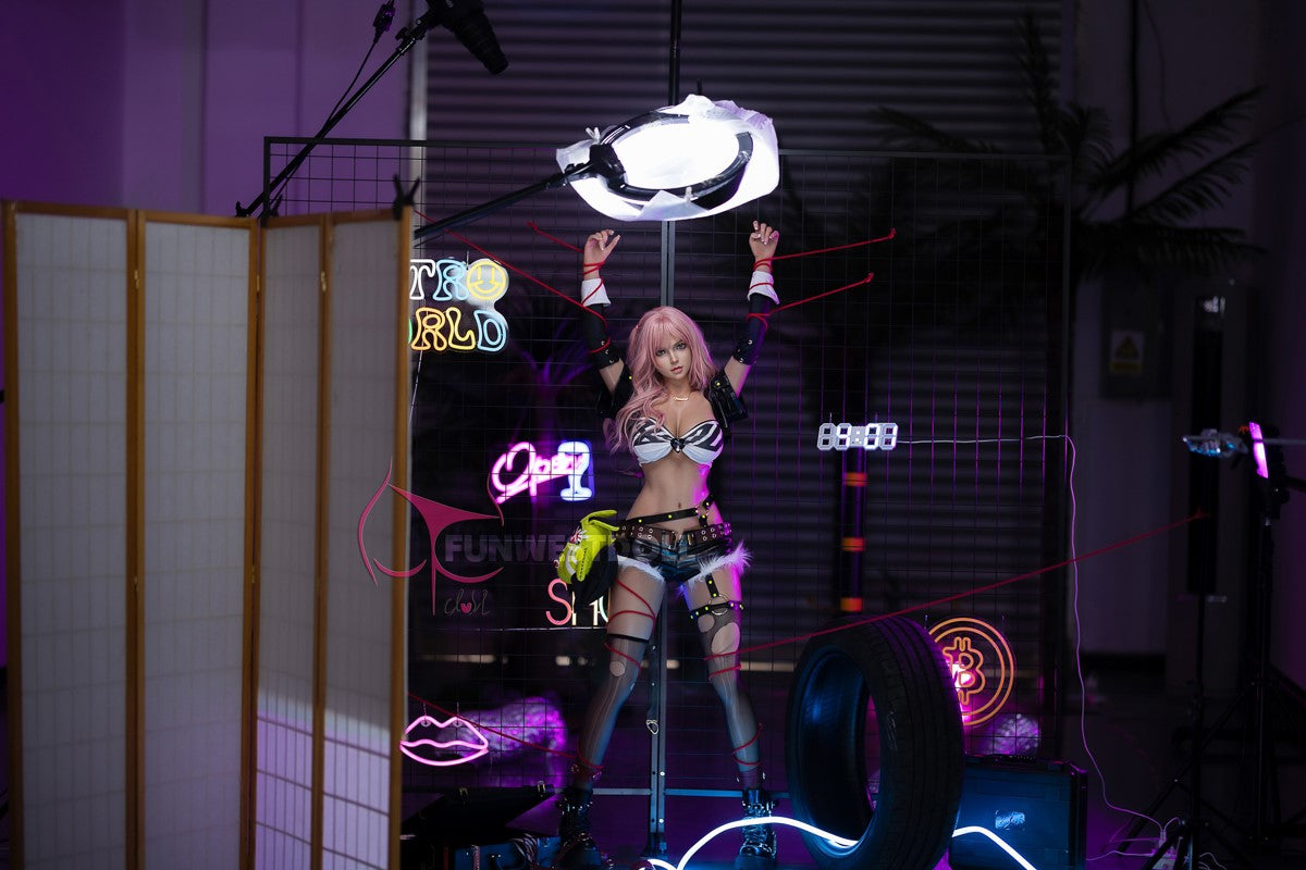 Nicole Sex Doll (FunWest Doll 157 cm G-Cup #036S silikonas)