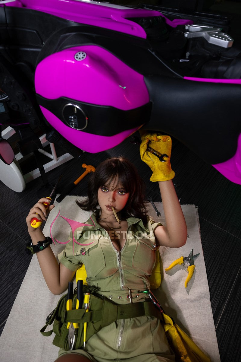 Lily Sex Doll (FunWest Doll 162 cm F-taurė Nr. 036 TPE)