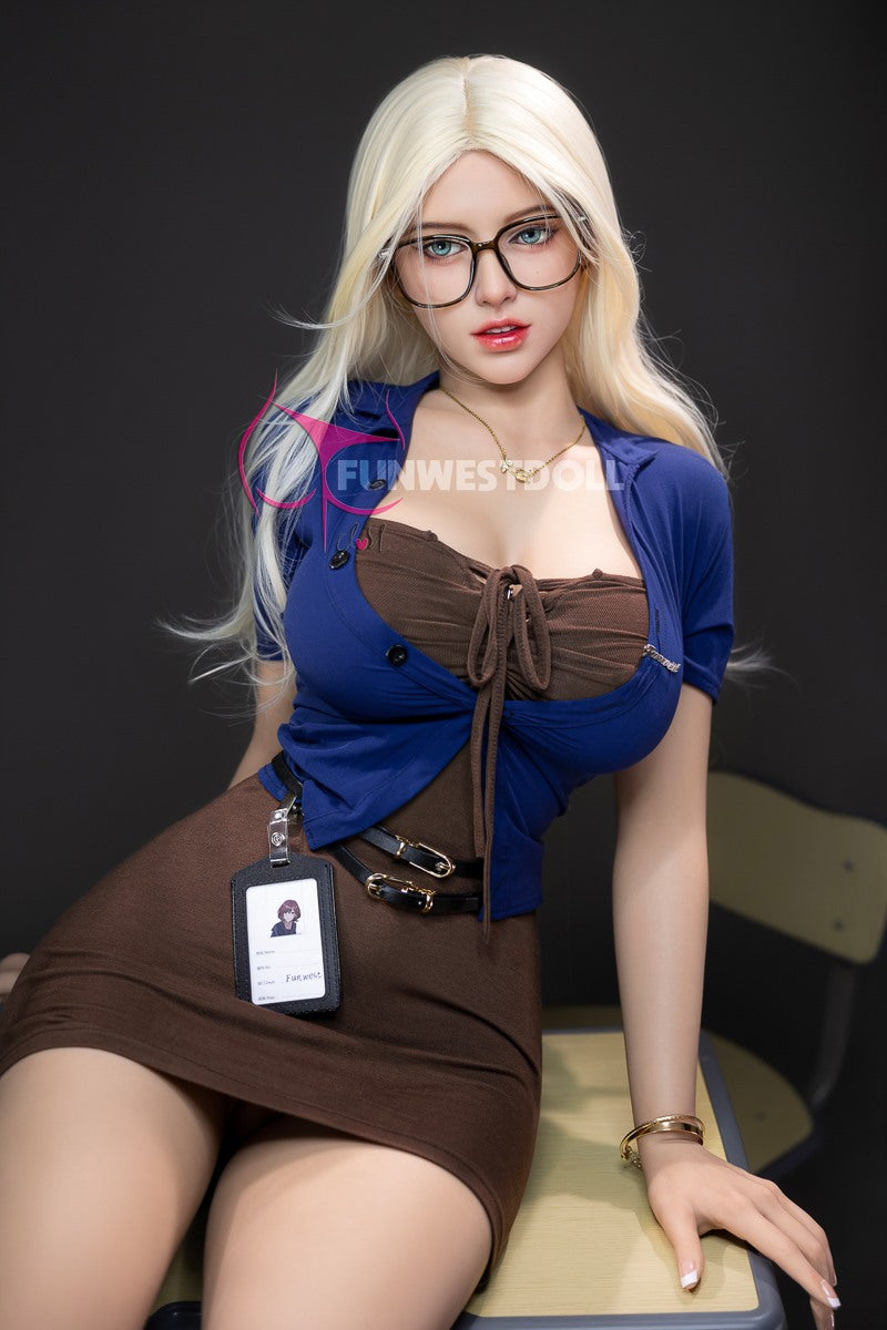Chloe Sex Doll (FunWest Doll 157 cm G-Cup #035 TPE)