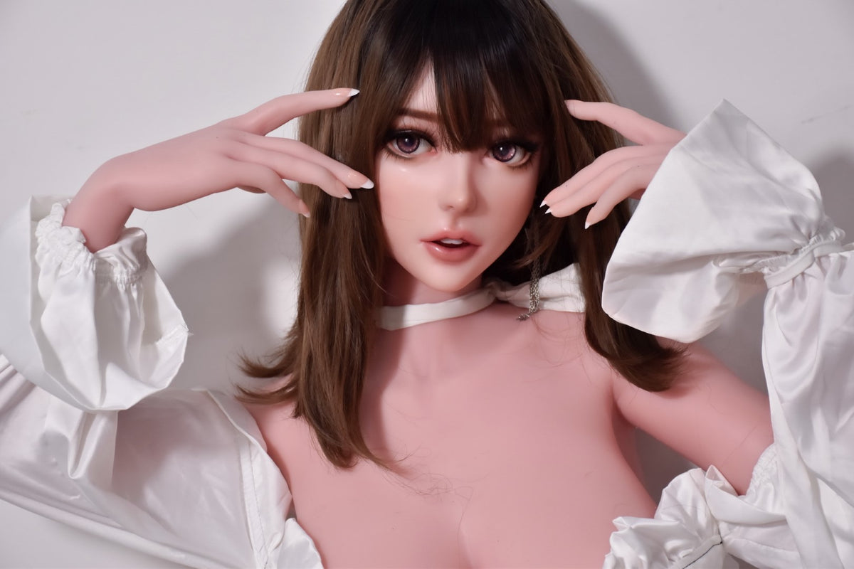 Akimoto Mami Sex Doll (Elsa Babe 160 cm HC021 silikonas)