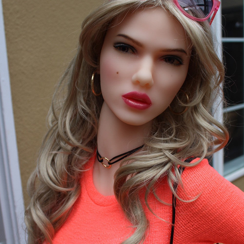 Šarlotės sekso lėlė (HRDoll 161 cm E-Cup #15 TPE)