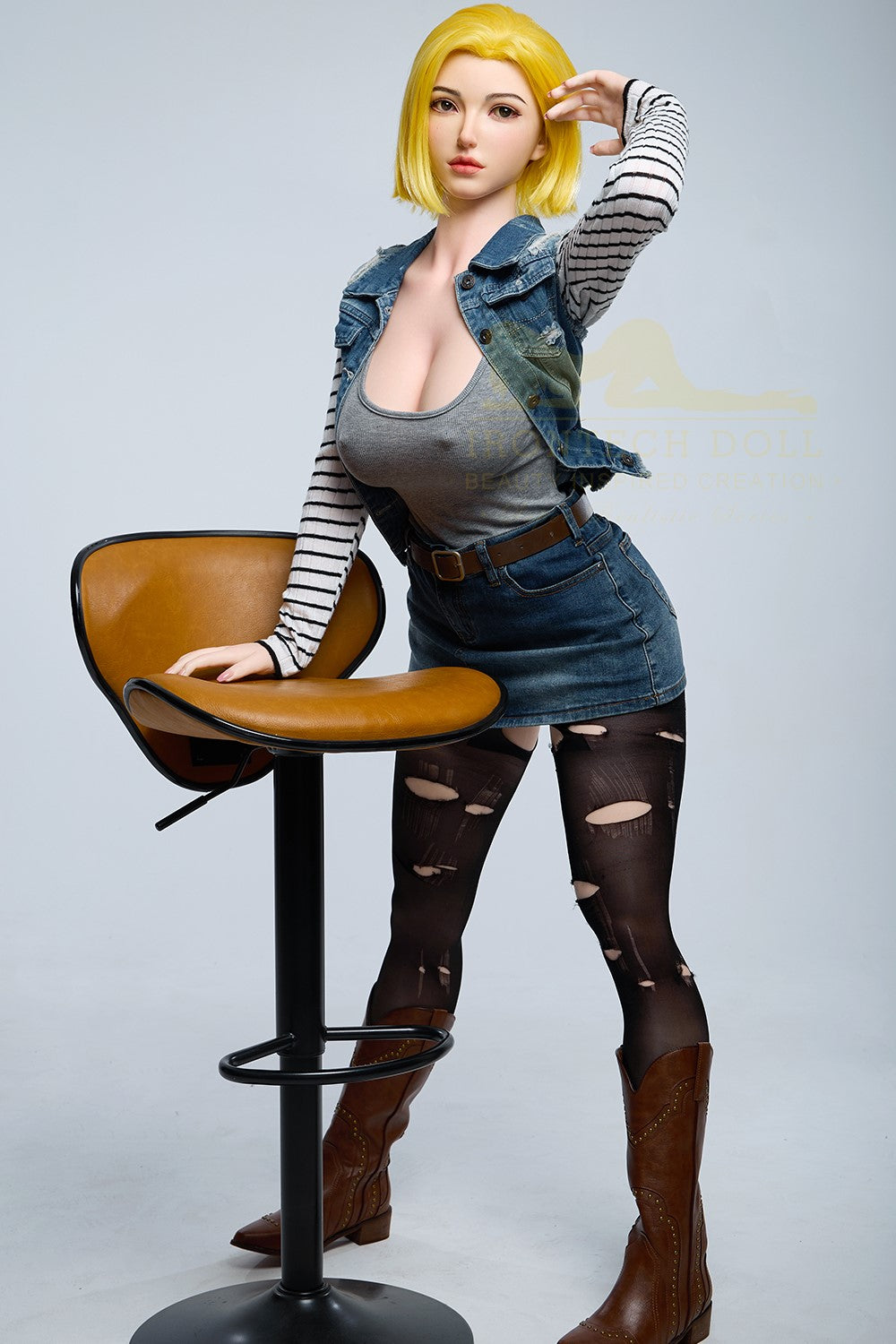 Joline Android 18 Sex Doll (Irontech Doll 159 cm G-Cup S41 silikonas)