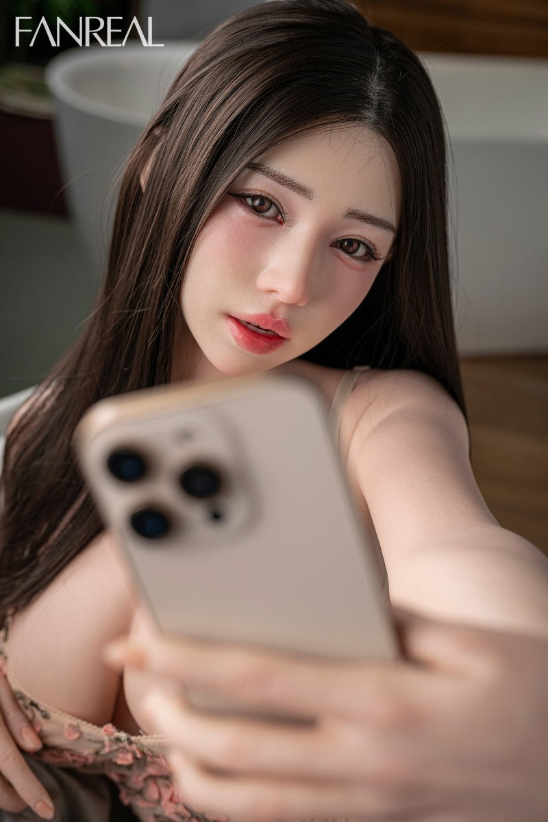 Nora Sex Doll (FanReal Doll 155 cm F puodelis RST silikonas)