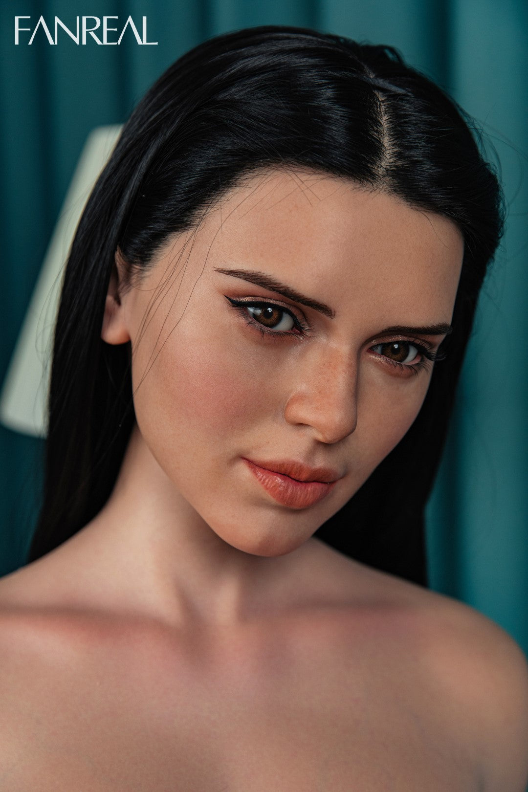 Gina Sex Doll (FanReal Doll 159 cm F-puodelis silikonas)