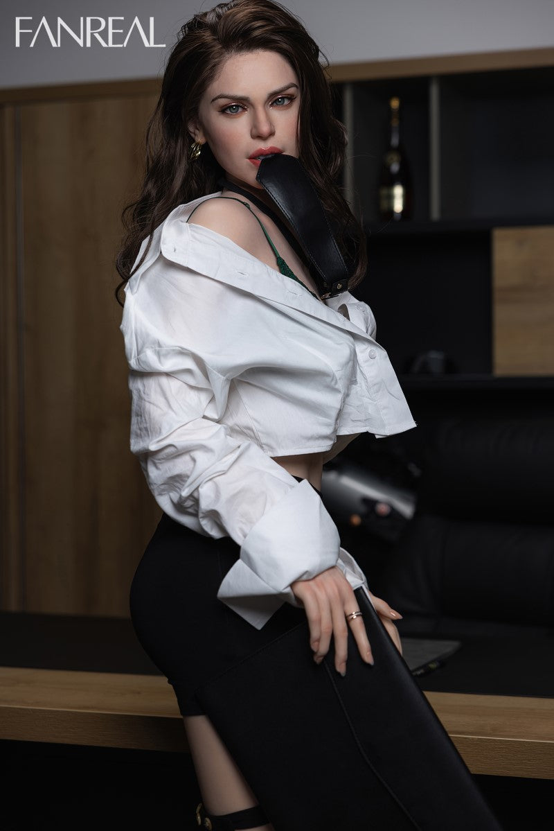Gina Sex Doll (FanReal Doll 170 cm D-puodelis silikoninis)