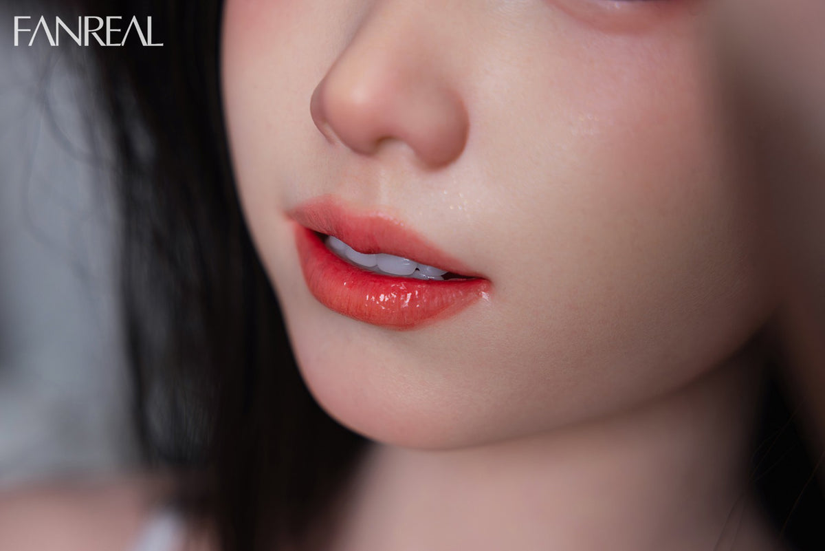 Molly Sex Doll (FanReal Doll 155 cm F puodelis RST silikonas)