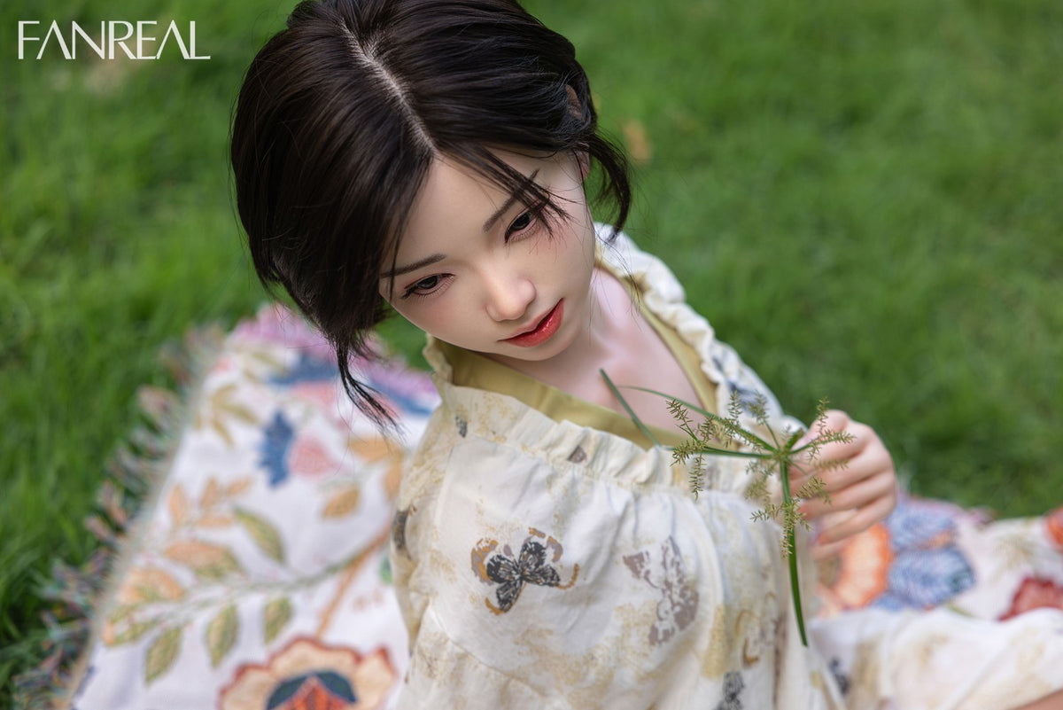 Molly Sex Doll (FanReal Doll 153 cm B puodelis, silikonas)