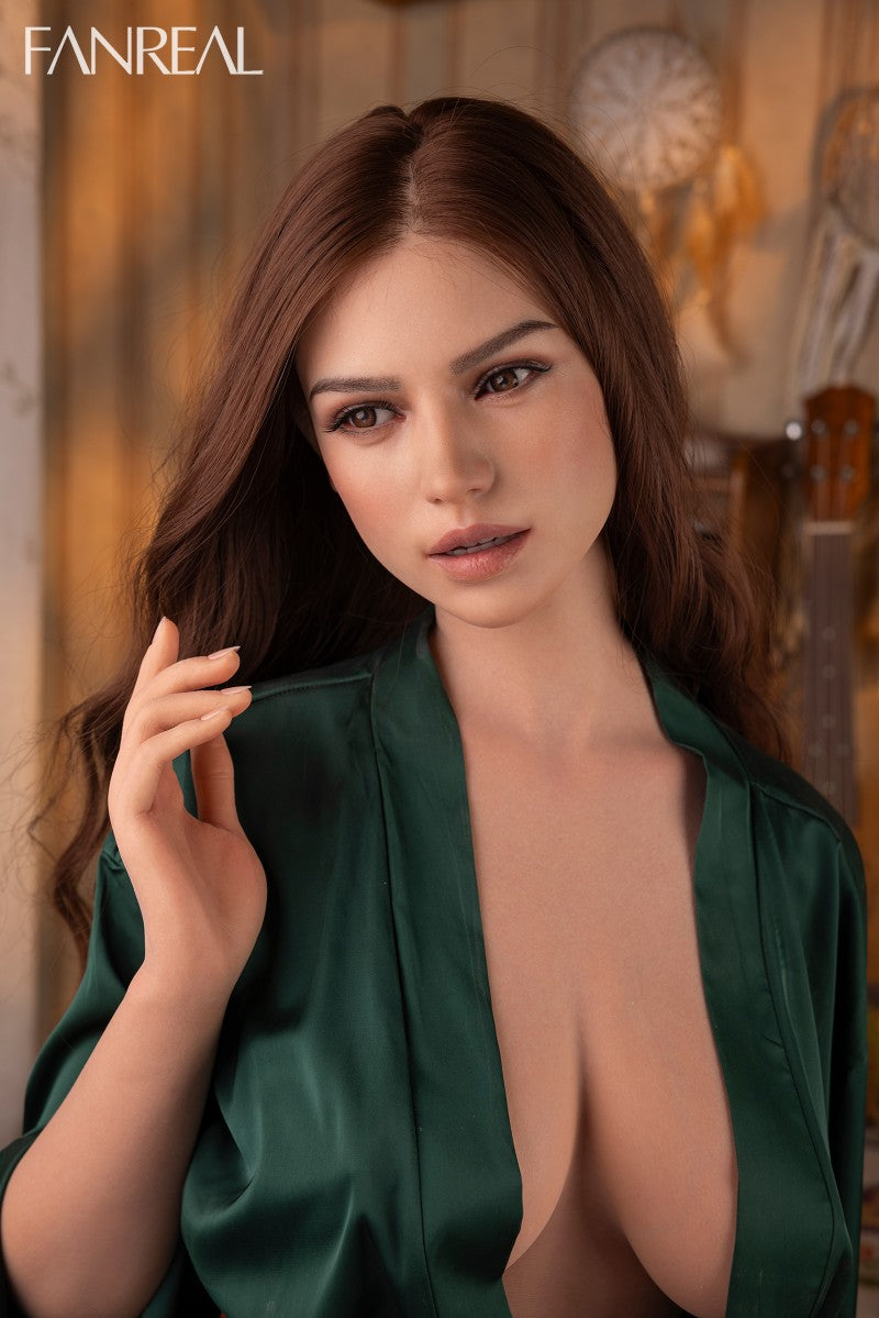 Sekso lėlė Mirella (FanReal Doll 155 cm F puodelis RST silikonas)