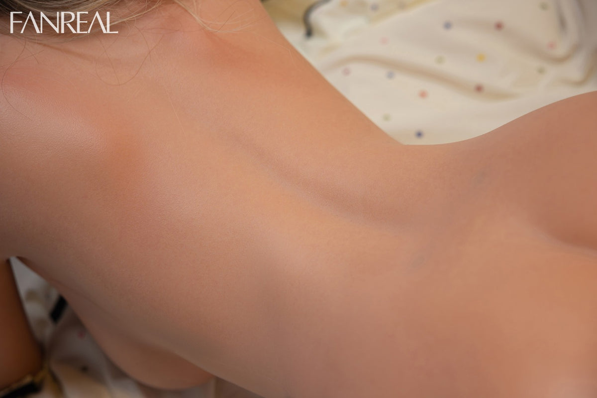 Maria Sex Doll (FanReal Doll 170 cm D-puodelis silikoninis)
