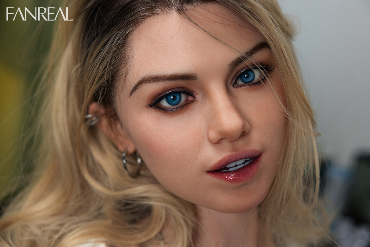 Maria Sex Doll (FanReal Doll 168 cm F puodelis silikonas)