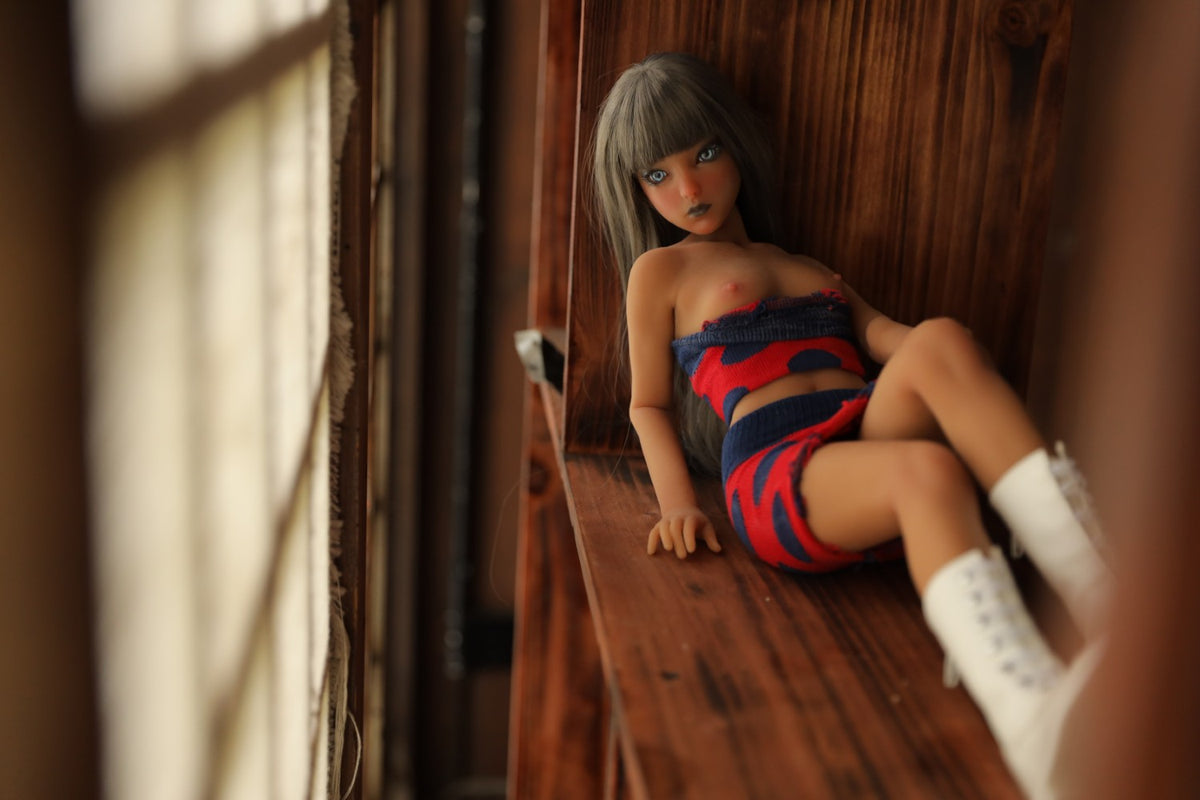 Momoko sekso lėlė (Climax Doll Mini 60cm B puodelis, silikonas)