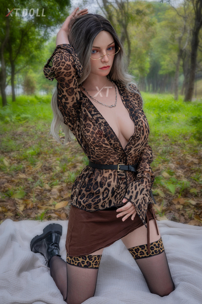 Melanie Sex Doll (XT Doll 165 cm E-Cup #XT-15-B silikonas)