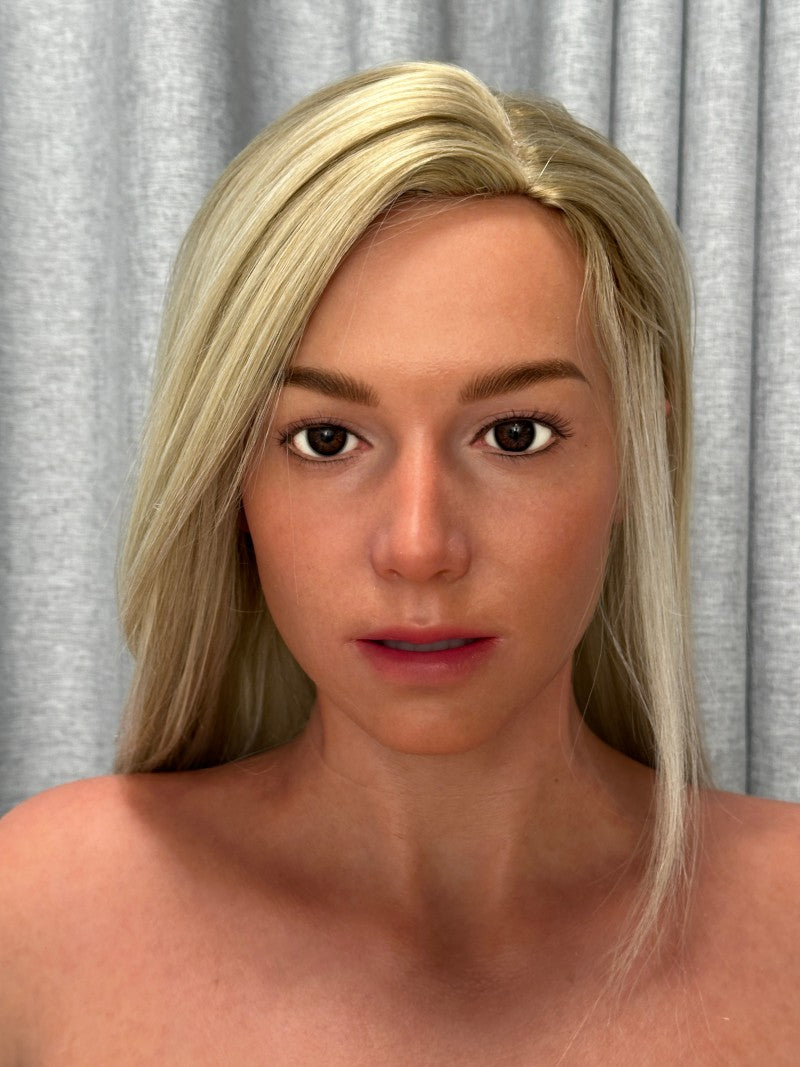 Gwen Sex Doll (Zelex 169 cm C-Cup ZFE01-2 Fusion Silicone)