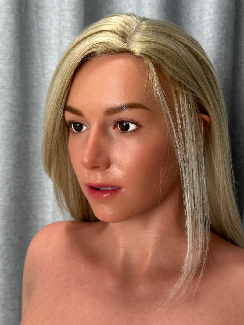Gwen Sex Doll (Zelex 169 cm C-Cup ZFE01-2 Fusion Silicone)