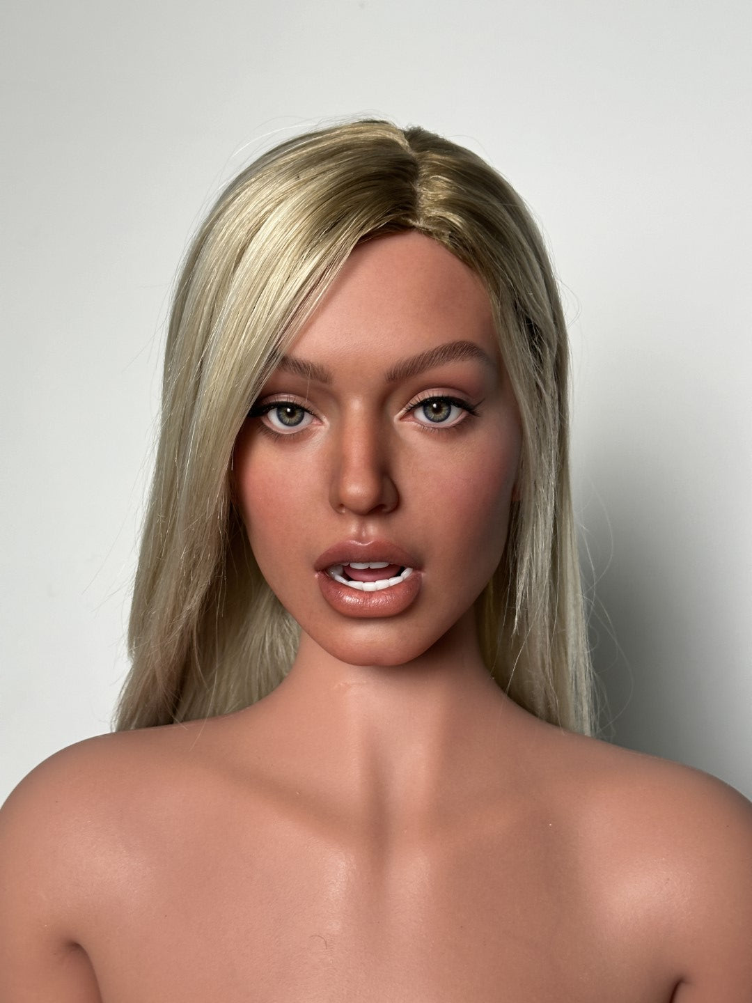 Fiona Sex Doll (Zelex 171 cm C-Cup ZXE213-2 SLE silikonas)