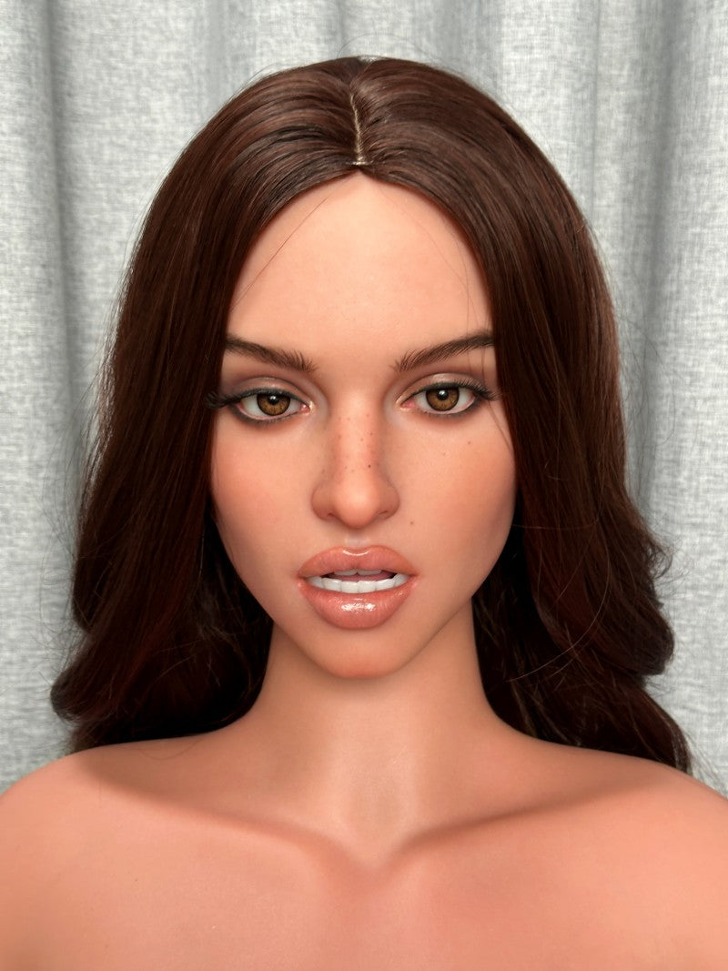 Amina Sex Doll (Zelex 160 cm J-Kupa ZXE223-1 SLE silikonas)