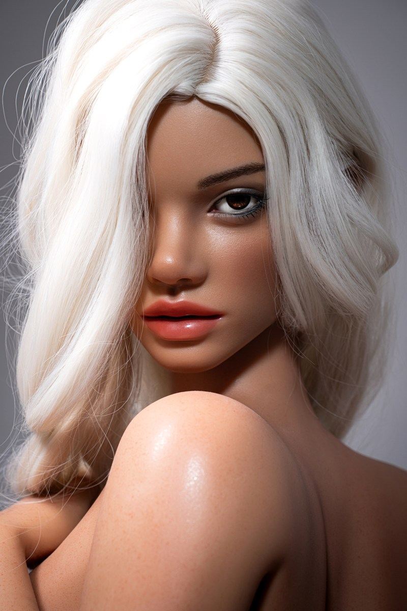 Rihanna Sex Doll (FUDoll 162 cm F-Cup silikoninis)