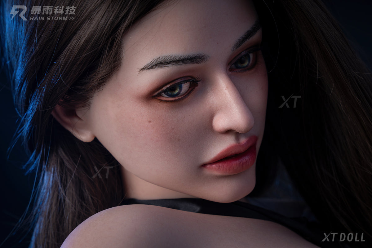 Everleigh 2 Sex Doll (XT Doll 162 cm G puodelis # XT-19-A silikonas)