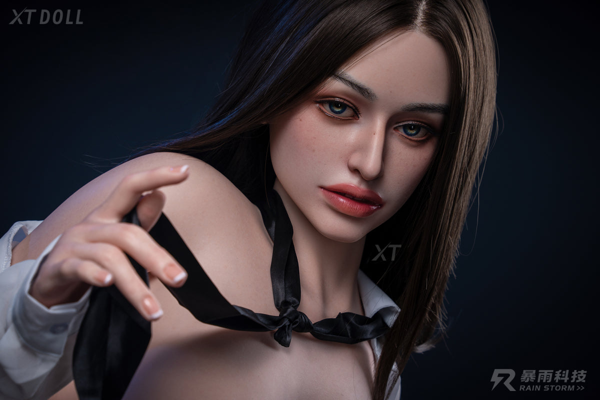 Everleigh 2 Sex Doll (XT Doll 162 cm G puodelis # XT-19-A silikonas)