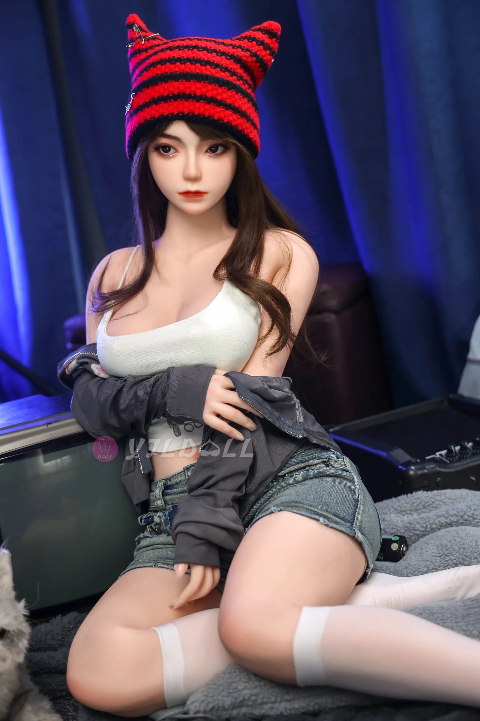 Sekso lėlė Kang Li (YJL Doll 140 cm B puodelis #883 TPE + silikonas)