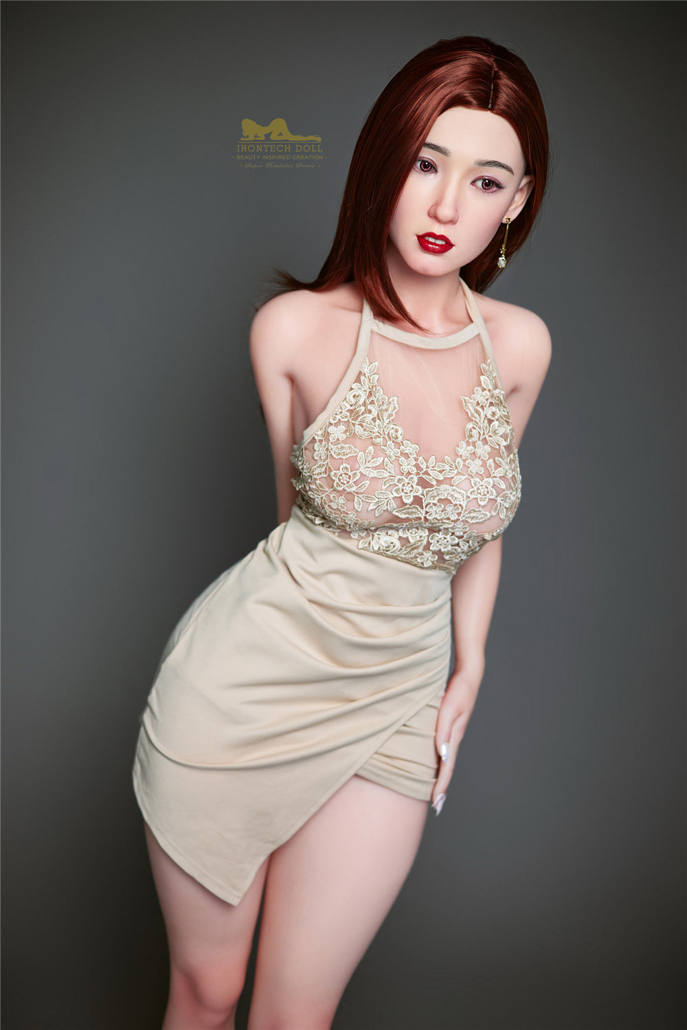 Betty Sex Doll (Irontech Doll 153 cm E-Kupa S7 silikonas)