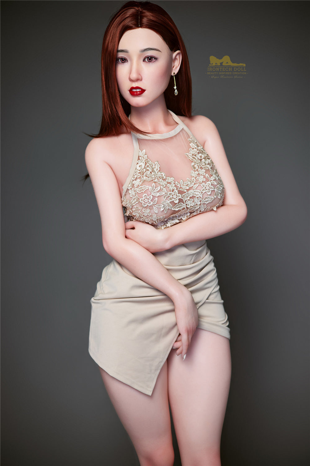 Betty Sex Doll (Irontech Doll 153 cm E-Kupa S7 silikonas)