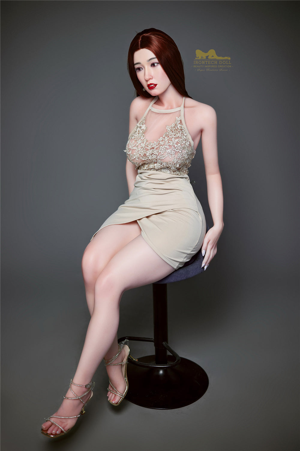 Betty Sex Doll (Irontech Doll 153 cm E-Kupa S7 silikonas)