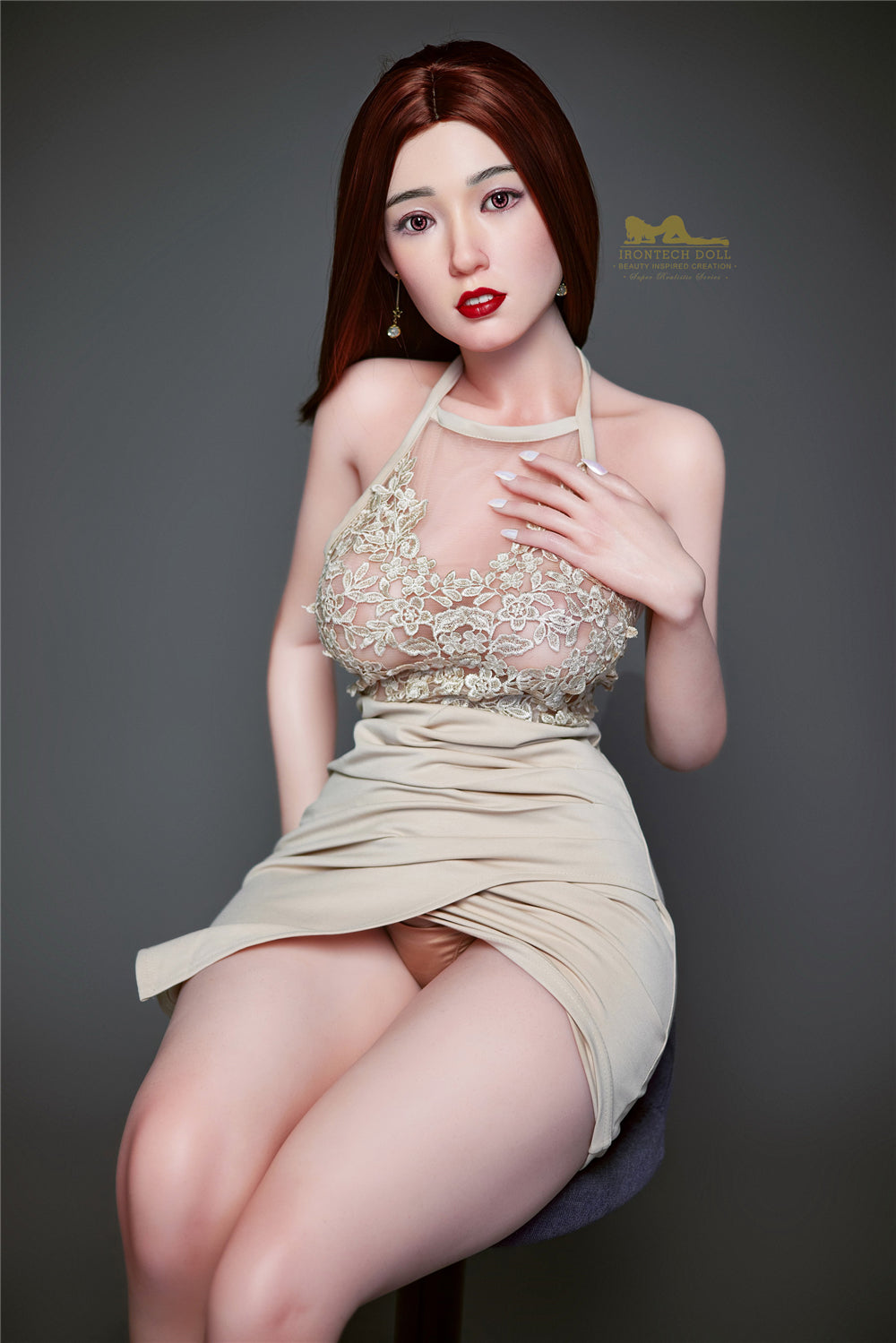 Betty Sex Doll (Irontech Doll 153 cm E-Kupa S7 silikonas)
