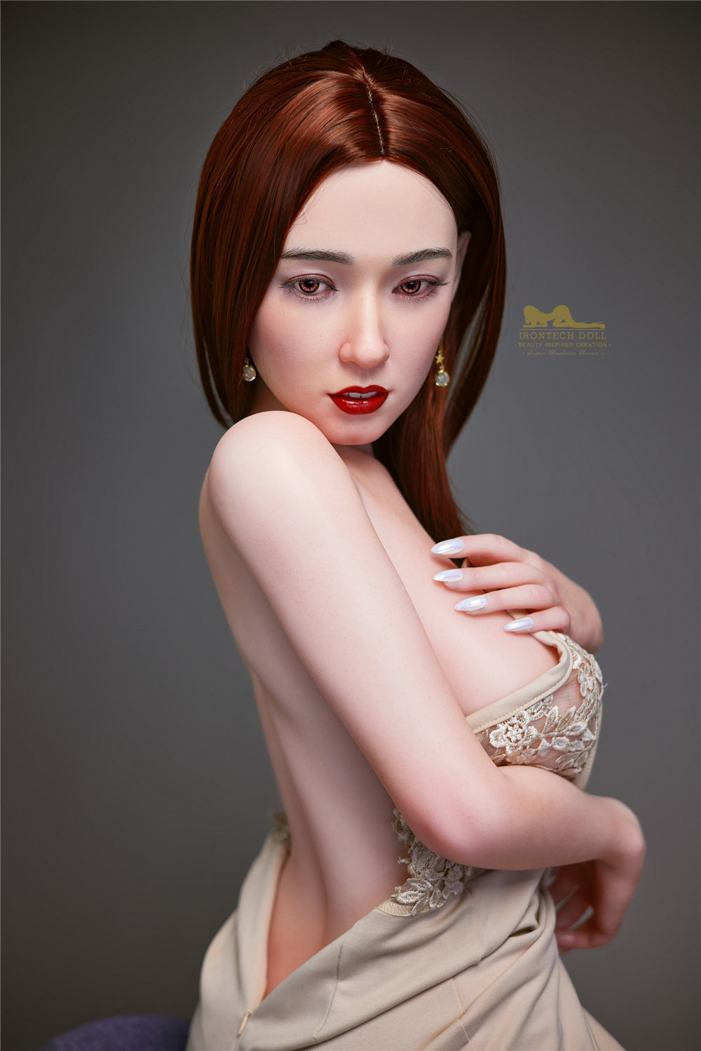 Betty Sex Doll (Irontech Doll 153 cm E-Kupa S7 silikonas)