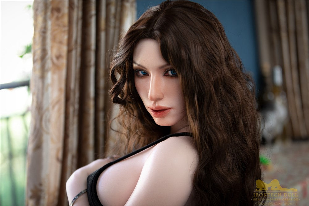 Sekso lėlė Esmeralda (Irontech Doll 166 cm C-Cup S28 silikoninis)