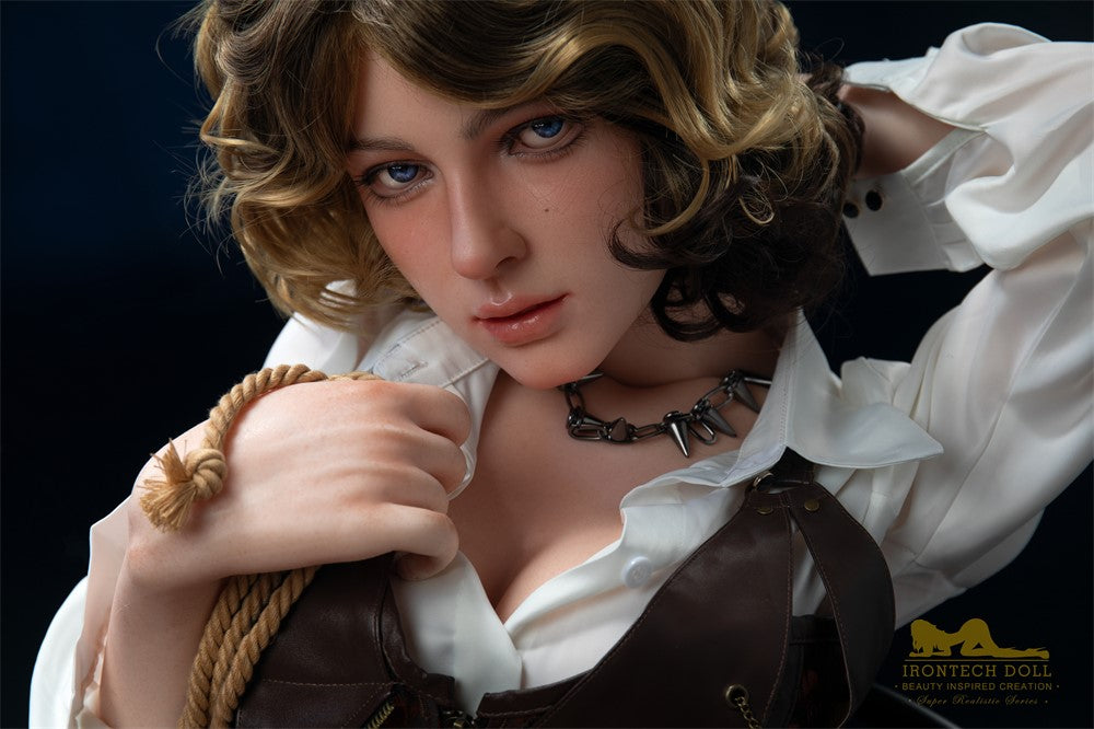 Sandy Sex Doll (Irontech Doll 153 cm E-Kupa S29 silikonas)